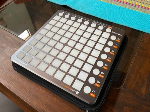 Novation Launchpad S (con Funda)