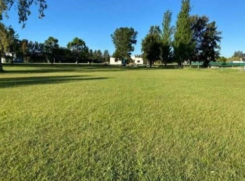 Imagen 1 de 3 de Excelente Lote A La Venta En Barrio Haras Del Sol. Pilar