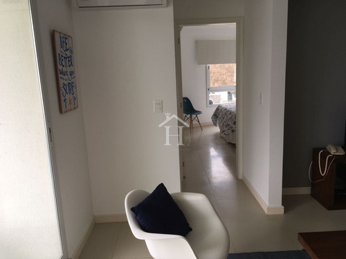 Se Vende Apartamento En Edificio Botavara- Ref: 217