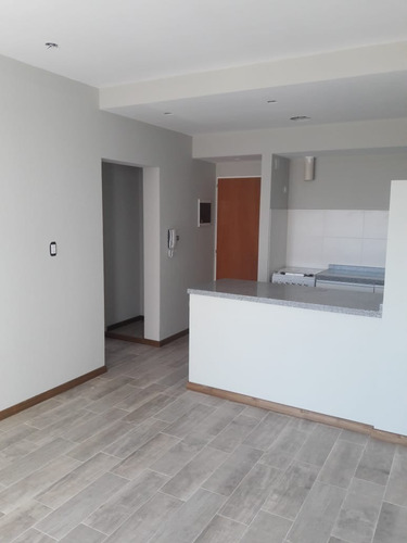 Imagen 6 de 15 de Departamento En Venta Calle 2 E 57 Y 58 1 Dormitorio
