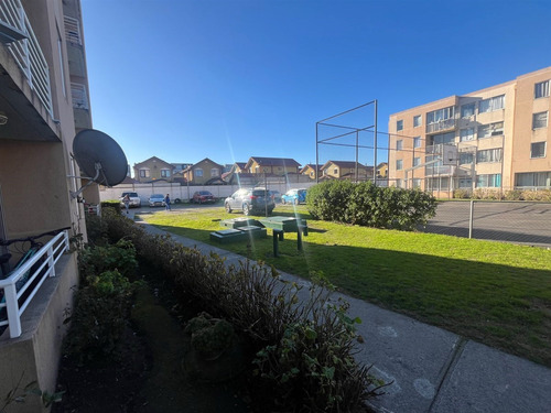 Departamento En Arriendo De 2 Dorm. En Talcahuano