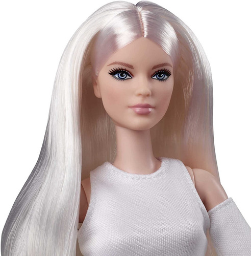 Imagem 5 de 7 de Barbie Looks Signature Loira Platinada Tall Articulad 2021