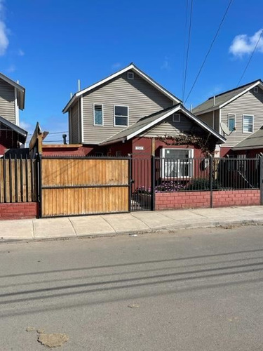 Casa En Venta De 3 Dorm. En Coquimbo Altos Del Mirador