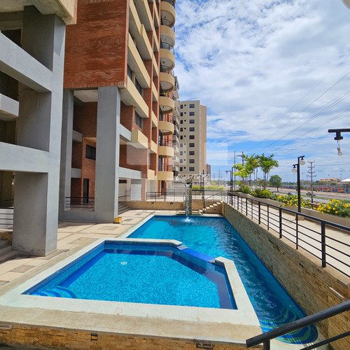 Amplio Apartamento, Lecheria, Res Nicole Suites