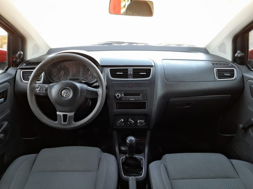 Imagen 8 de 9 de Volkswagen Fox 2012 1.6 Comfortline 5 P