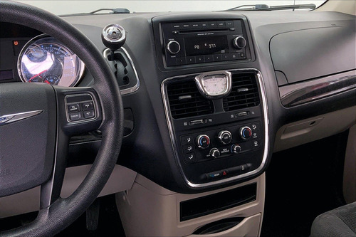 Imagen 6 de 25 de Chrysler Town | Country Minivan 5 Pts Li, Ta, Cd, Ra-17