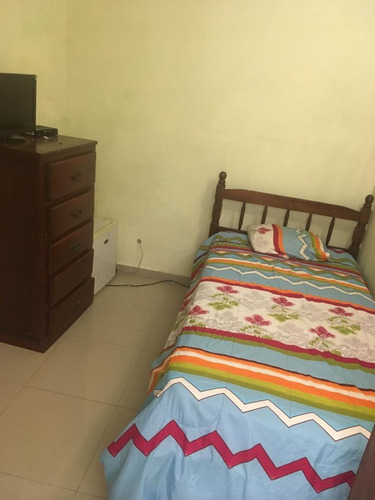 Alquilo Habitación Amueblada Con Baño Privado Y Entrada Inde
