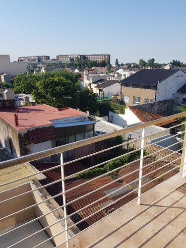 Oportunidad - Departamento Con Cochera En Villa Sarmiento