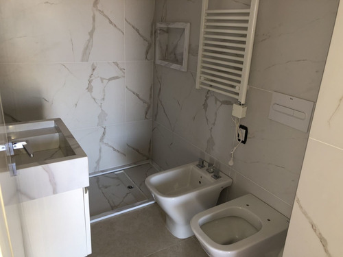 Imagen 17 de 26 de Departamento En Venta En Liniers