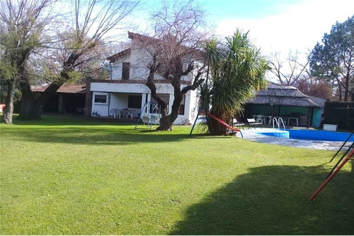 Imagen 3 de 30 de Casa Quinta En Venta, 4 Amb,pileta,tortuguitas