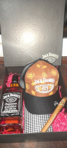 Whisky Jack Daniels  De 750ml.el Mejor Combo Para Regalar 