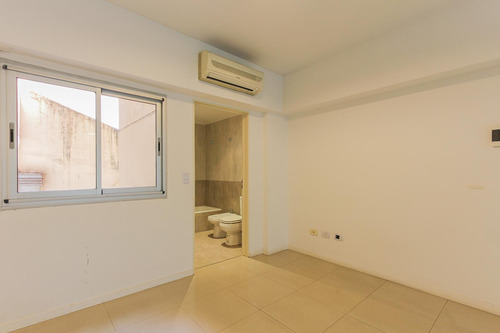 Venta Oficina 2 Ambientes Saavedra