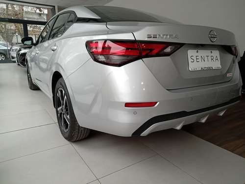 Nissan Sentra 2.0 Advance Cvt