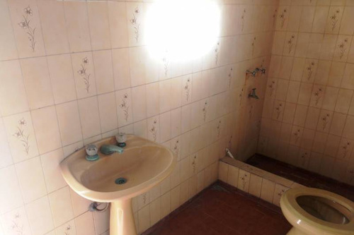 Casa En Venta En Moron Sur