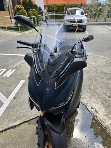 Yamaha X-max 300 / Modelo 2023
