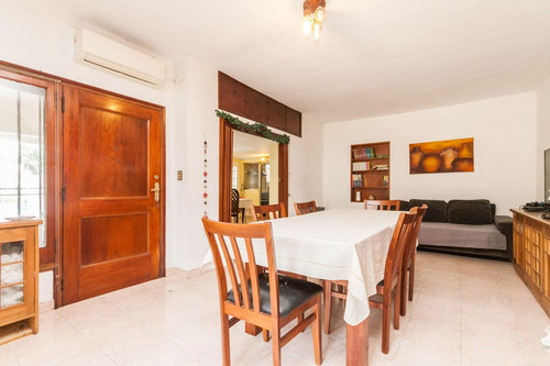 Venta Casa 5 Ambientes En Turdera S/ Lote 1000m2