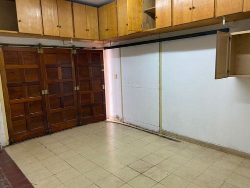 Chalet 4 Ambientes+ Dcia, Ideal Profesional O Vivienda A Mts De Plaza Del Agua.