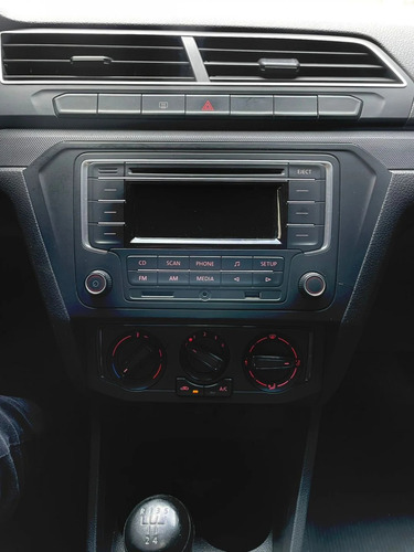 Volkswagen Voyage 1.6 MSI TOTALFLEX 4P MANUAL