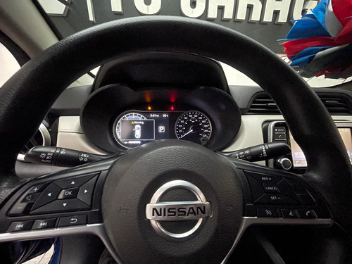 Nissan Versa 1.6 Advance Cvt