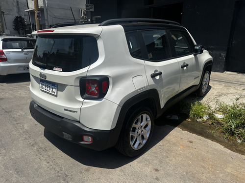 Jeep Renegade 1.8 Sport