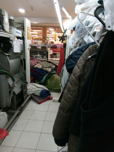 Imagen 12 de 14 de Tintoreria Y Lavanderia (en Super Mercado)marca Recocida