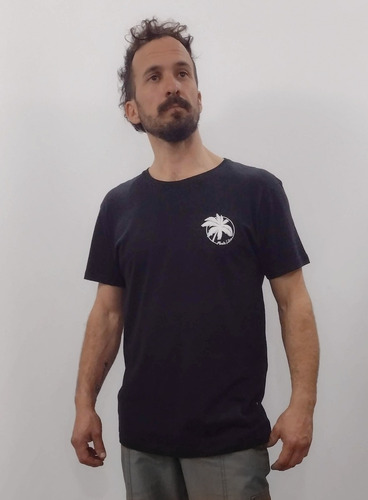 Imagen 3 de 4 de Remera Halulu