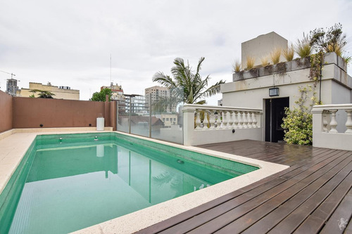 Imagen 1 de 30 de Magnífica Casa De Estilo Reciclada 9 Ambientes Terraza Piscina Cochera - Master Suite