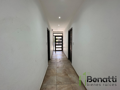 Dpto 2 Amb En Alquiler En Planta Baja Con 2 Patios.