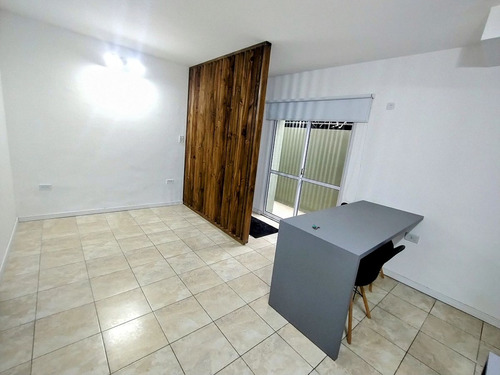 Venta Monoambiente De Pasillo Reciclado Zona Rio