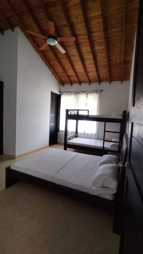 Se Vende Hermosa Finca Amplia Con Piscina Rozo Palmira Valle Colombia