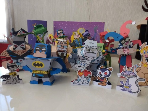 Imagen 4 de 4 de Superhéroes Y Mascotas: ¡más Modelos De Papel!