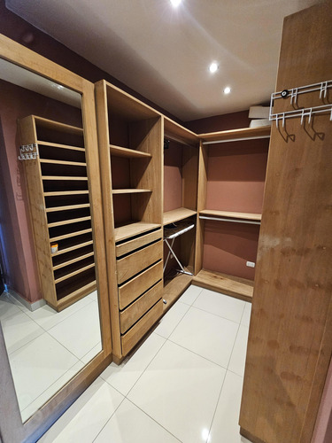 Penthouse De 3 Niveles En Ensanche Paraíso