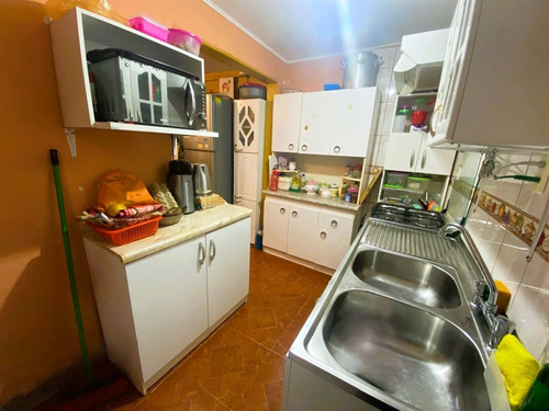 Casa En Venta De 3 Dorm. En La Serena