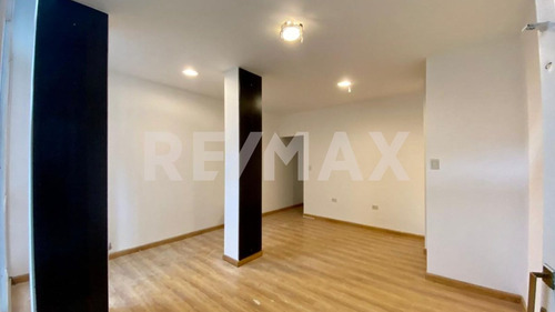 Vende Local 50m, Edificio Torres Del Solar