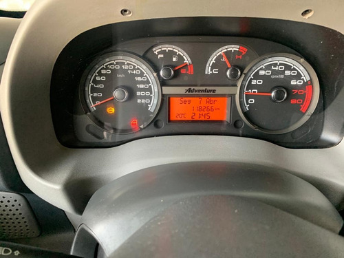 Imagem 10 de 14 de Fiat Doblò Adventure Locker 1.8 16v (flex)