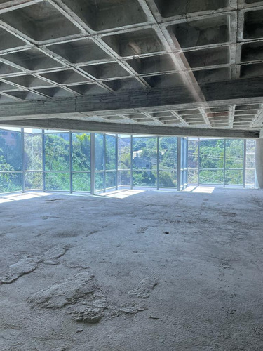 Oficinas En Venta 220 M2 - Urb. Los Naranjos