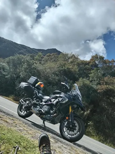 Vendo O Permuto Trk 502 Modelo 2023 En Excelentes Condicione