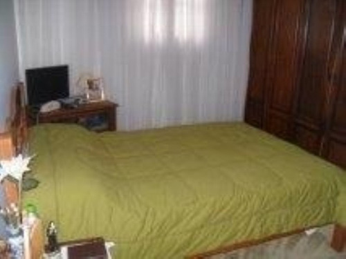 Sobrado, 3 Dormitório(s), 3 Banheiro(s), 2 Suíte(s), 3 Garagem(ns), 162,00m² - V460 - 2809179