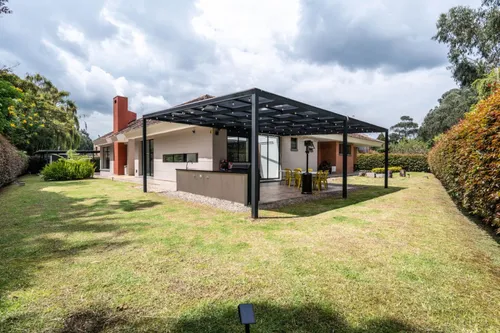 Casa En Venta En Guaymaral. Cod V9884