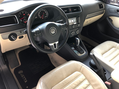 Imagem 7 de 15 de Jetta 2.0 Tsi Highline Gasolina 4p Automático Blindado 2013