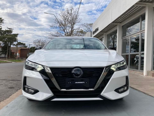 Imagen 7 de 13 de Nissan Sentra 2.0 16v Sr Cvt 0km My2022