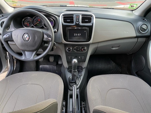 Imagem 6 de 10 de Renault Logan 1.6 Dynamique Manual