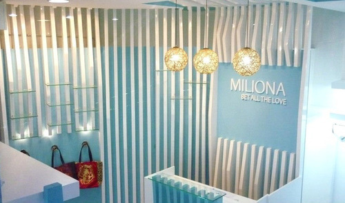 Local En Flores Galeria San Jose Zona Comercial