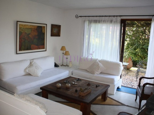 Casa En Venta La Barra, 4 Dormitorios , Muy Cerca De La Posta Del Cangrejo.- Ref: 180
