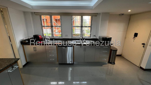 Espectacular Apartamento En Colinas De Valle Arriba! #25-18508 Ricardo Romero