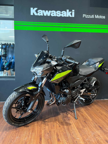 Imagen 4 de 17 de Kawasaki Z400 Abs 2023