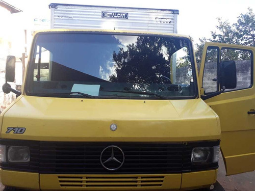 Mercedes 710