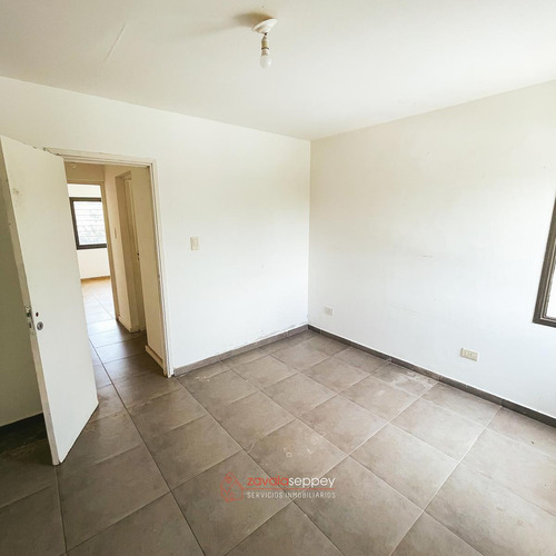 Duplex En Venta/alquiler En Villa Allende - 2 Dormitorios - Cochera, Asador Y Pileta - Seguridad