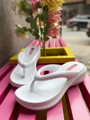 Chinelo Feminino Nuvem Ortopédico Minimalista Verão 2023