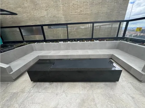 Apartamento En Bosque De Pinos Rah Co: 25-967